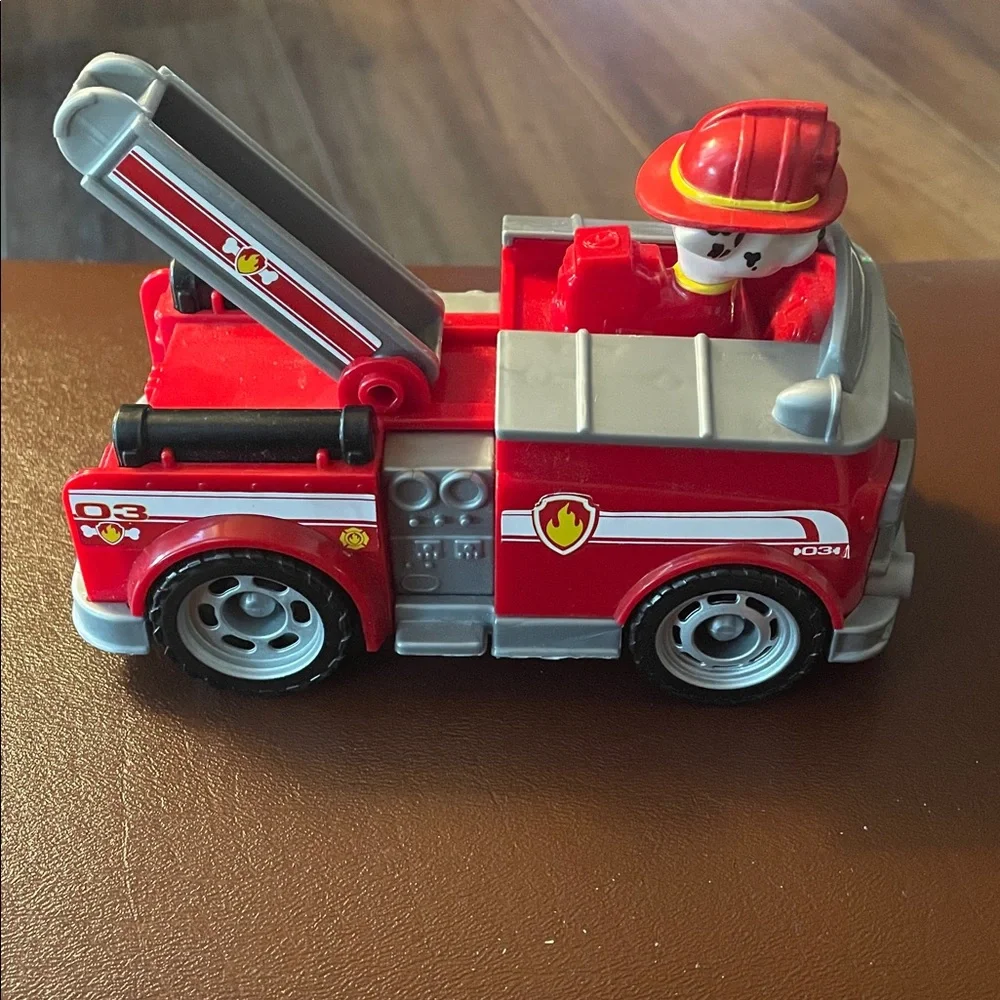 Paw Patrol Marshall's Red Fire Truck